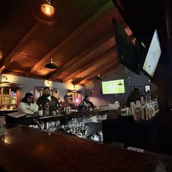 Sir Froggy's Pub