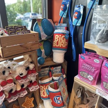 Polkadog Bakery - Pet Stores Near Me - Newton, Massachusetts Polkadog Bakery - Pet Stores Near Me - Newton, Massachusetts