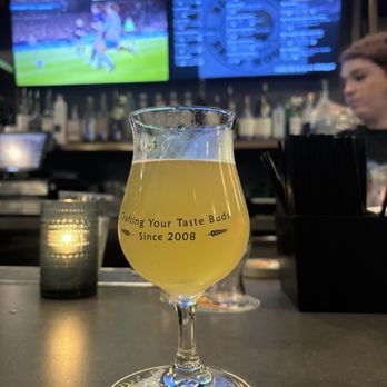 Blue Palms Brewhouse - Vibes - Burgers Near Me - Northridge, California Blue Palms Brewhouse - Vibes - Burgers Near Me - Northridge, California