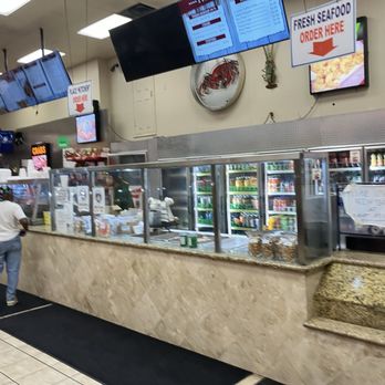 Cajun Seafood - Beverage counter - Cajun/Creole Near Me - New Orleans, Louisiana Cajun Seafood - Beverage counter - Cajun/Creole Near Me - New Orleans, Louisiana