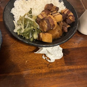 Pho Vietnam Tuan & Lan - Pork stew over rice - Vietnamese Near Me - Prague, Puerto Rico Pho Vietnam Tuan & Lan - Pork stew over rice - Vietnamese Near Me - Prague, Puerto Rico