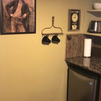 Miner's Camp - Fridge in cabin #4 - Venues & Event Spaces Near Me - Foresthill, California