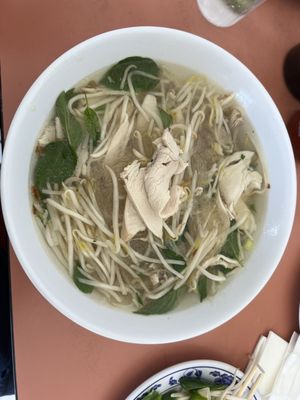 Phở Anh Đào by null