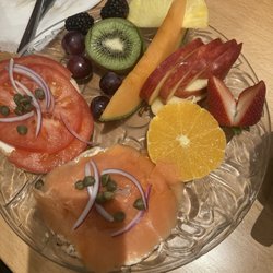 Cora's Breakfast & Lunch