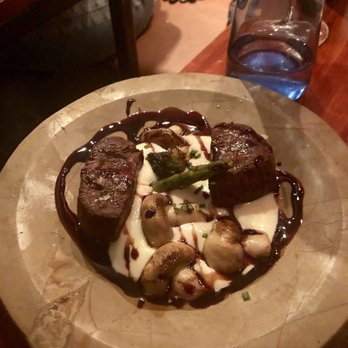 Sensi Bistro - Filet mignon with mushrooms and amazing wine reduction - Tapas/Small Plates Near Me - Barcelona, B Sensi Bistro - Filet mignon with mushrooms and amazing wine reduction - Tapas/Small Plates Near Me - Barcelona, B