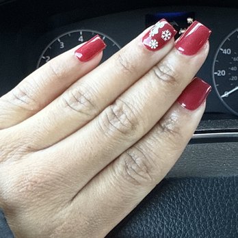 Top Nails & Spa - Christmas Manicure (Dip) - Nail Salons Near Me - Cedar Hill, Texas