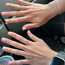 My first time at Bloom Nails but definitely not my last. Lin was so pleasant and did a fantastic job. I love the way they came out
