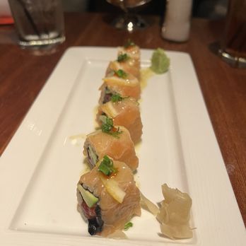 Hudson House - Sunset roll - Cocktail Bars Near Me - Houston, Texas Hudson House - Sunset roll - Cocktail Bars Near Me - Houston, Texas