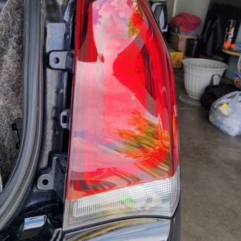 Special Effects Auto Body & Paint - Again no clips om light to hold in place. Also this is a S model - Body Shops Near Me - New Richmond, Wisconsin
