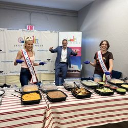 Vegas Stronger - Mrs. Nevada and Miss Nevada helping feed our clients!