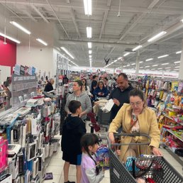 One cashier for this entire line Paging Burlington corporate for Dennery San Diego, your Manger is incompitent