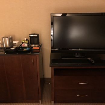 Hilton Chicago O'Hare Airport - Tv. - Hotels Near Me - Chicago, Illinois Hilton Chicago O'Hare Airport - Tv. - Hotels Near Me - Chicago, Illinois