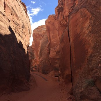 Taadidiin Tours - Walking Tours Near Me - Page, Arizona Taadidiin Tours - Walking Tours Near Me - Page, Arizona