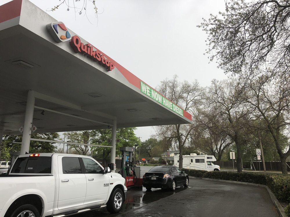 QUIK STOP Updated June 2024 12 Reviews 10 Kentucky Ave, Woodland