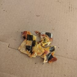 Sandtrap Pub & Grill - Just a few chips we wrestled for extra fiber.