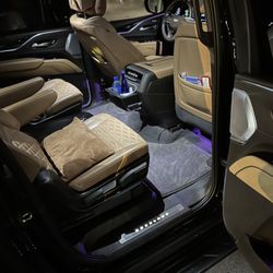 NouveauChic Transport - Extremely comfortable and impecables vehicles #TheNouveauChicWay.