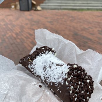 Mike's Pastry - Chocolate Covered Cannoli - Bakeries Near Me - Cambridge, Massachusetts Mike's Pastry - Chocolate Covered Cannoli - Bakeries Near Me - Cambridge, Massachusetts