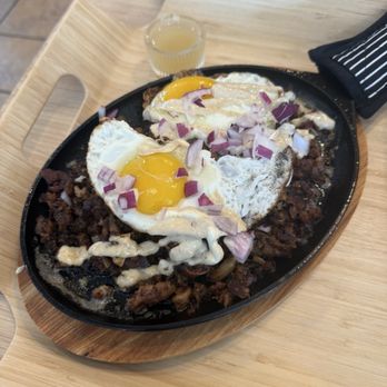 Bilao - Sisig - Filipino Near Me - Sacramento, California