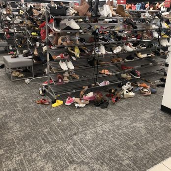 Macy's - Macys is looking worse than Ross! - Department Stores Near Me - Glendale, California