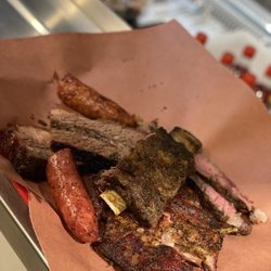 Cooper's Old Time Pit Bar-B-Que