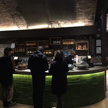 Nando's - This is the counter you order your food and drinks at - Chicken Shop Near Me - London, XGL