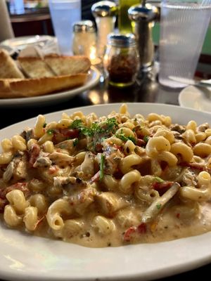 Pasta Palazzo by null