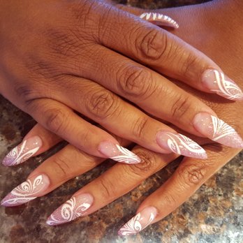Lalu'a Nails & Spa - Light pink glitter ombre with white hand painted design, by Khoi. - Nail Salons Near Me - Silver Spring, Maryland Lalu'a Nails & Spa - Light pink glitter ombre with white hand painted design, by Khoi. - Nail Salons Near Me - Silver Spring, Maryland