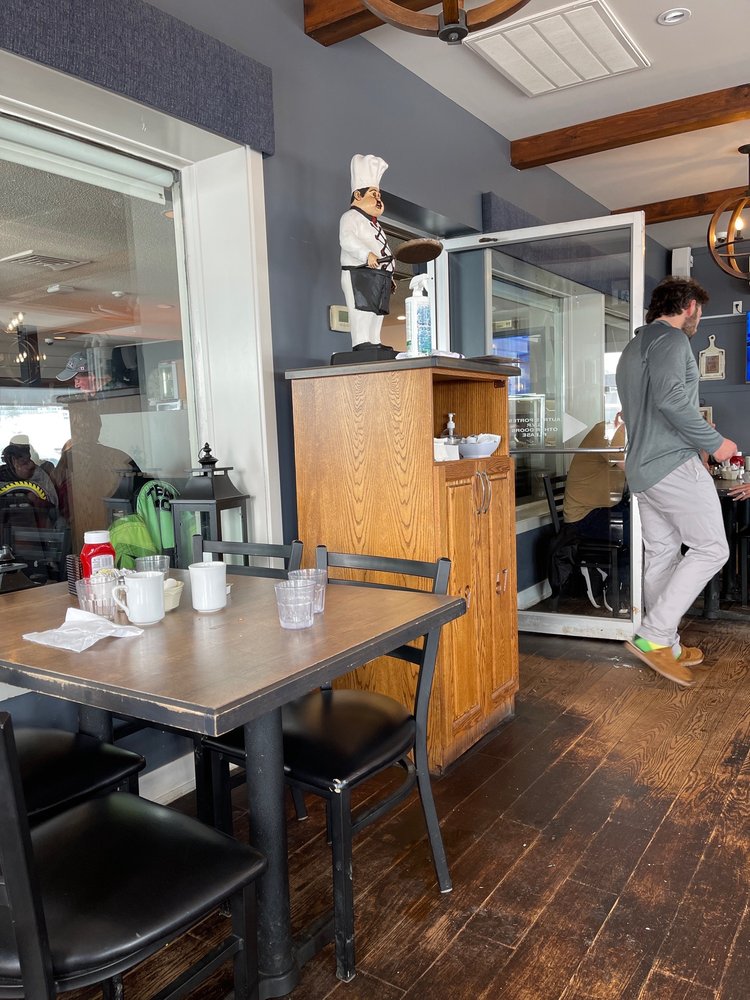 PLACE 1967 200 Old Highway 17, Ontario, Canada Hotels