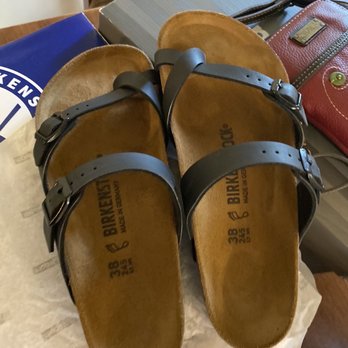 Nelson's Footwear - Life saver Sandles - Shoe Stores Near Me - Oroville, California