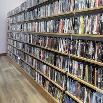 Barnes & Noble - Bookstores Near Me - Brentwood, California