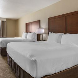 Comfort Inn & Suites Coeur d'Alene - roomy sleeping rooms with 2 beds