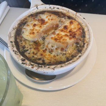 Table at Poipu - French onion soup - New American Near Me - Koloa, Hawaii Table at Poipu - French onion soup - New American Near Me - Koloa, Hawaii