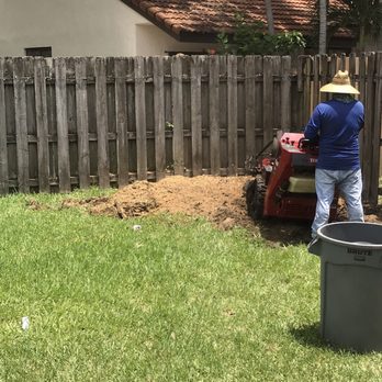 MRC LANDSCAPING - Hard at work in this Florida heat! - Tree Services Near Me