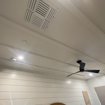 The Pacific Motel - The shiplap walls and paneled ceilings!!! - Hotels Near Me - Cayucos, California The Pacific Motel - The shiplap walls and paneled ceilings!!! - Hotels Near Me - Cayucos, California