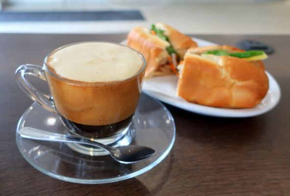 Alambé Coffee by null