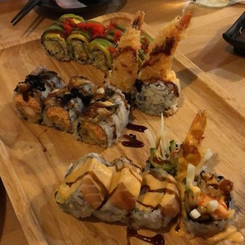 Akino - Sushi Bars Near Me - Elmhurst, New York