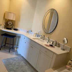 Top Granite and Kitchen