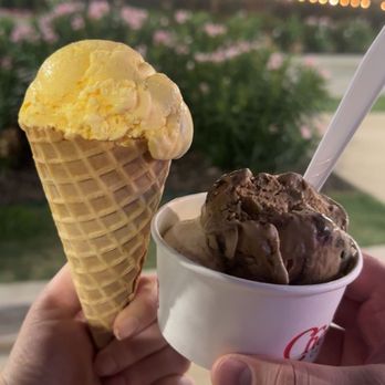 Cheaters Creamery - Ice Cream & Frozen Yogurt Near Me - Cypress, Texas