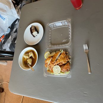 Kenny's Sub Shop - Lemon Chicken with Wonton Soup - Chinese Near Me - Rockville, Maryland