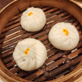 Din Tai Fung - Bun - Taiwanese Near Me - Makati, NCR