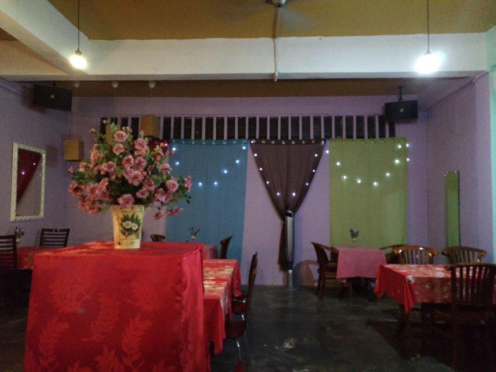 Anna Kitchen