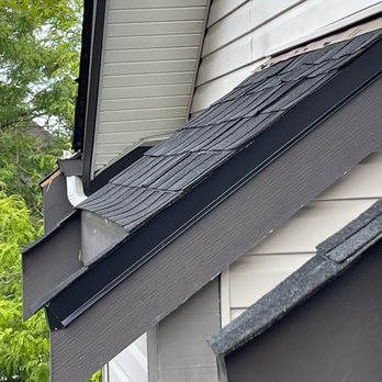 Steeves Roofing & Solar - Bump out they threw shingles on strapping didn't put in the plywood, - Roofing Near Me - Burnaby, British Columbia Steeves Roofing & Solar - Bump out they threw shingles on strapping didn't put in the plywood, - Roofing Near Me - Burnaby, British Columbia