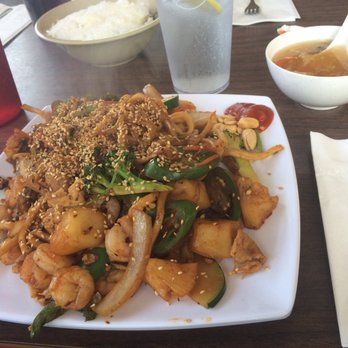 Li's Mongolian BBQ - Barbeque Near Me - Carmichael, California