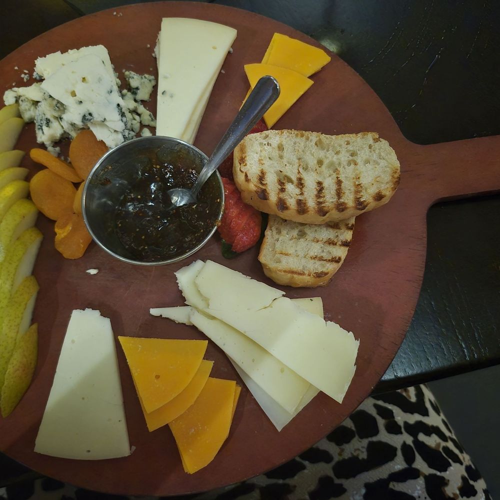 Galliano - C Formaggio - Wine Bars Near Me - Fulton, Maryland