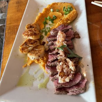 86 Forks Bar + Table - Surf & Turf Tataki - Asian Fusion Near Me - Pensacola, Florida