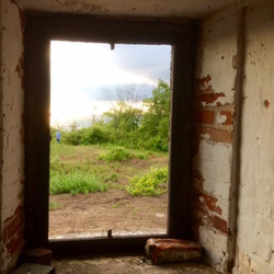 Charity island - The window inside the Charity Island Lighthouse.