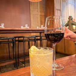 Lao Lao Bar - Cocktail and glass of Cabernet Sauvignon
