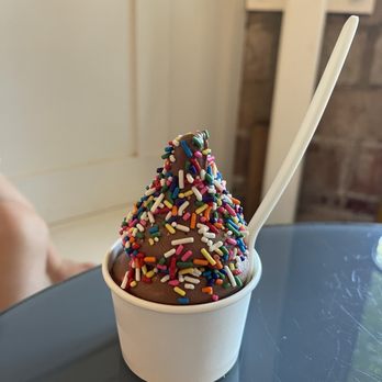 Milk Drunk - Chocolate ice cream with sprinkles - Ice Cream & Frozen Yogurt Near Me - Seattle, Washington Milk Drunk - Chocolate ice cream with sprinkles - Ice Cream & Frozen Yogurt Near Me - Seattle, Washington