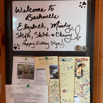 Barkwells - Vacation Rentals Near Me - Mills River, North Carolina