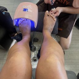 Christy giving me a spa deluxe pedi!